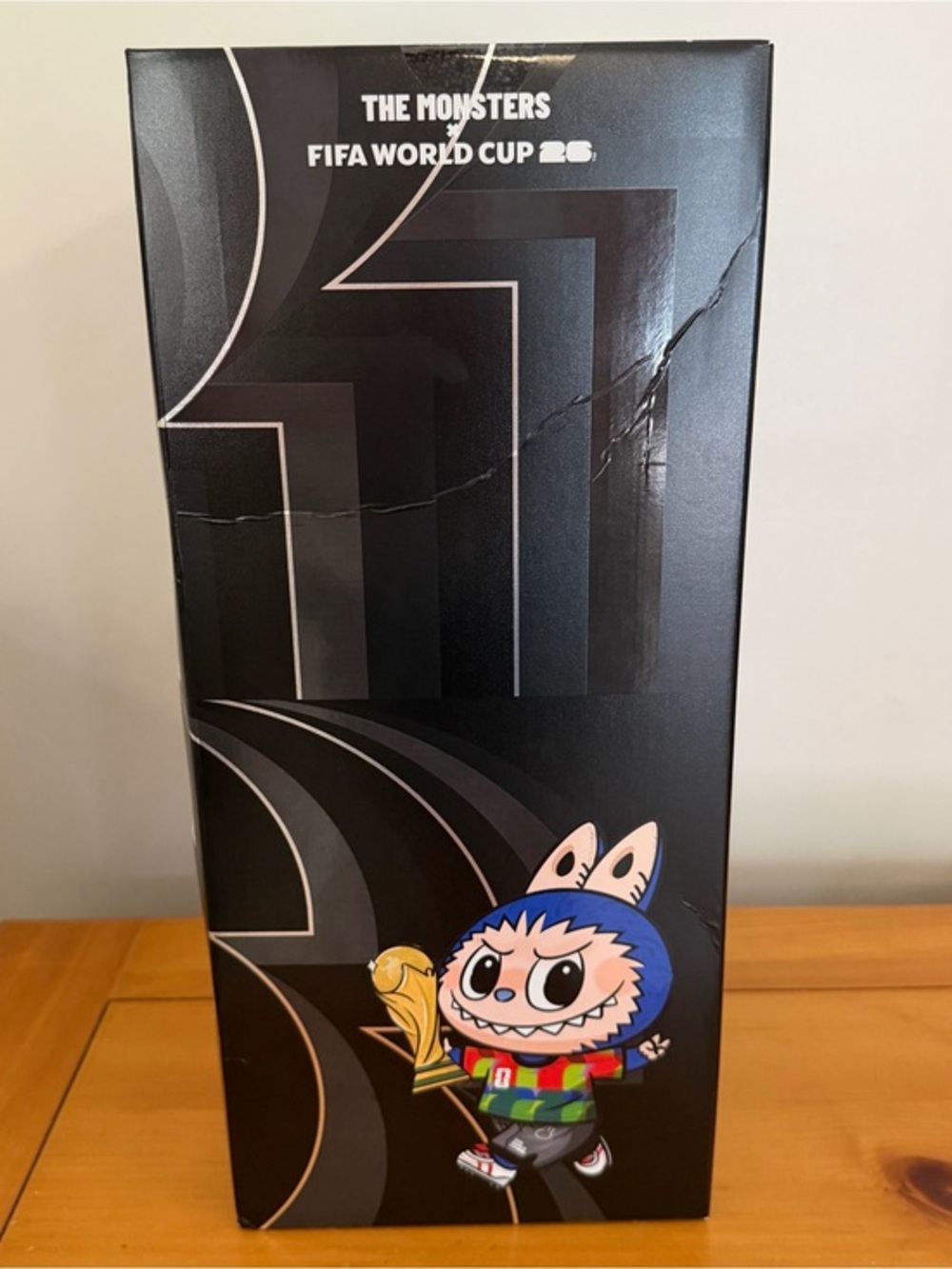 Pop Mart Labubu x FIFA World Cup 26 Catch The Win The Monsters Large Plush - Picture 3 of 6